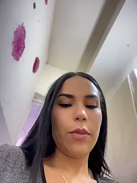 Naatalia live