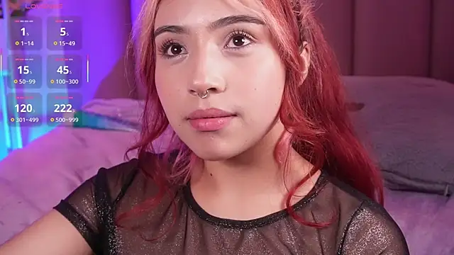 Dakota_velvet_ live