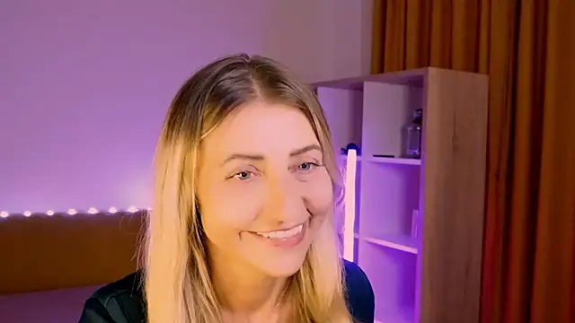 ZoeGrant live