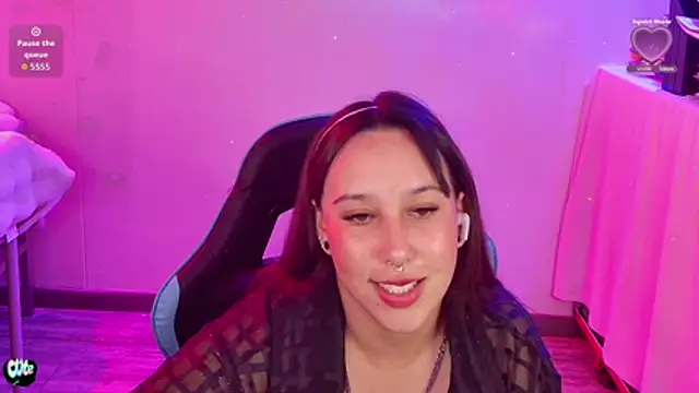 Skarlet_Adams28 live