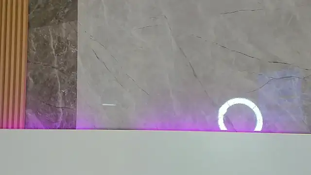 EmiliaBell_ live