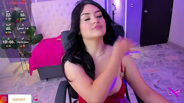 martinasaez live