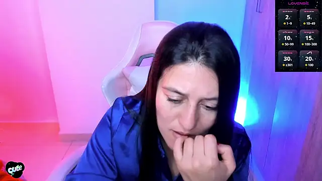 Saskyaa live