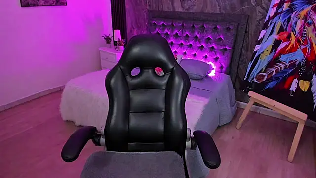 Mia_Clay1 live