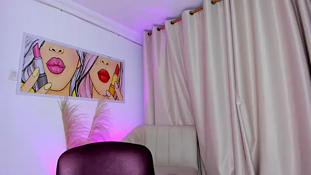 SkiinnyAna live