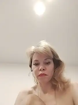 MaryPele live