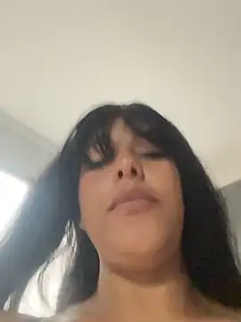 Alexia_Lerner live