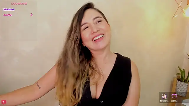 Angela_smile live