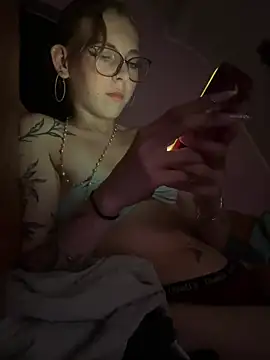 Alina-420 live
