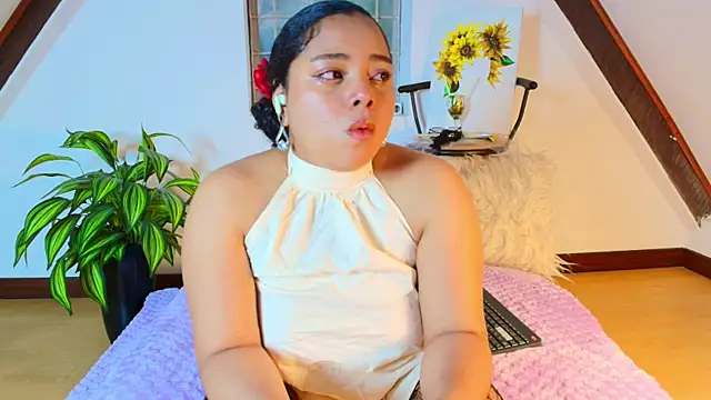 alanaa_gomezz live