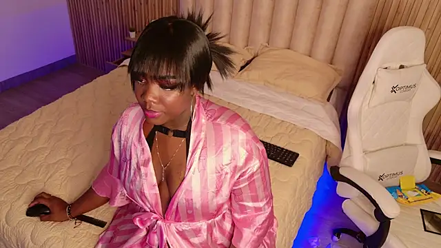 Kik1Rose live