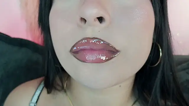 mia_roux1 live