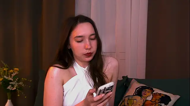 Suzaneey live