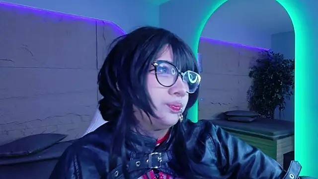 Carmillaa live
