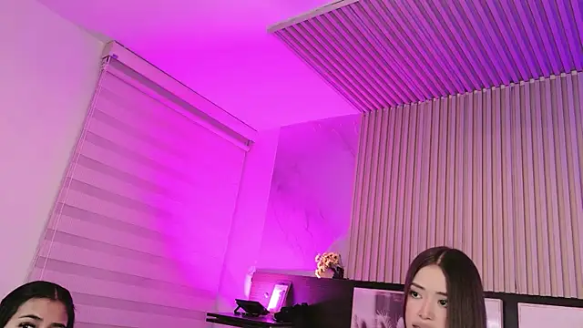 Zoe_as_ live