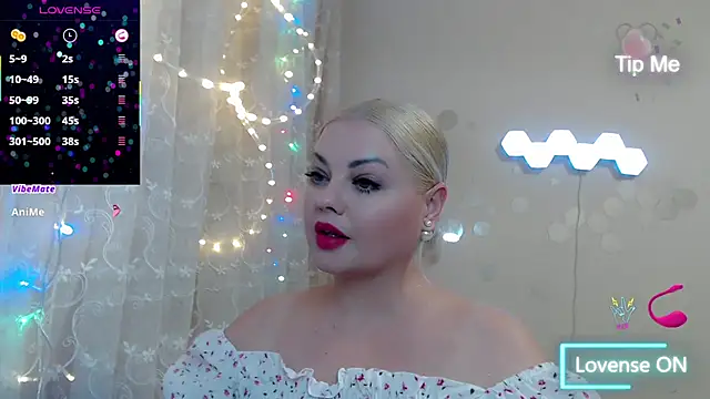 JewellKiss7 live