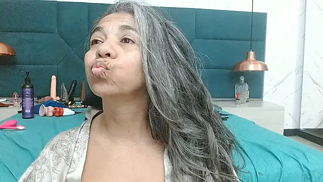 chanel_grant live