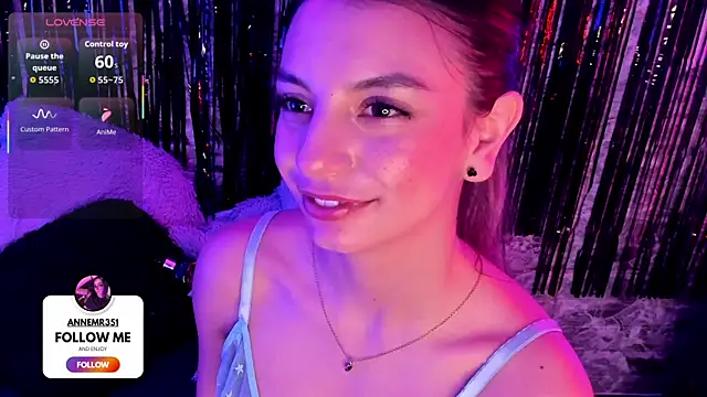 MaryAnneeXOO live
