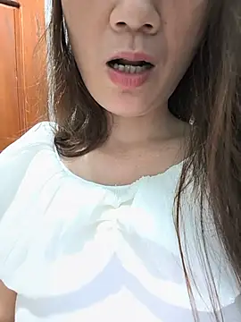 Lye_lovely live