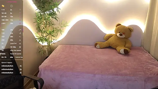 Emma_Lirys live