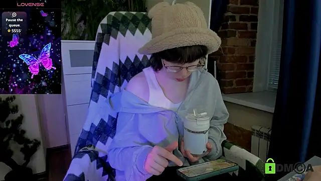 Melissa_Wells live