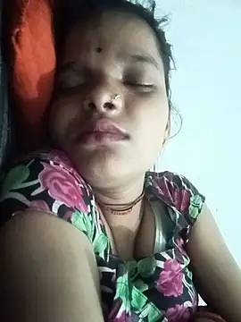 Student_garl_1 live
