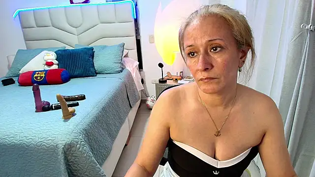 Naty_Stone live