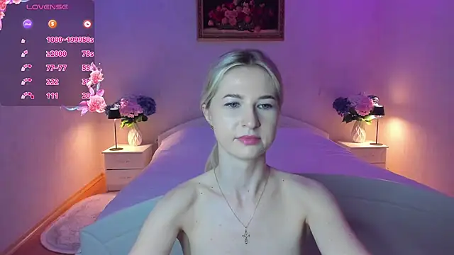 Julie_Blaze live
