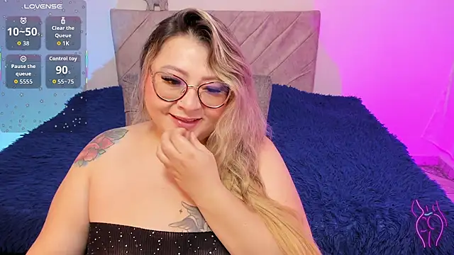 Kharla_Marin live