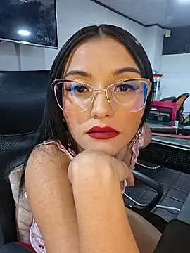 Jade_connor live