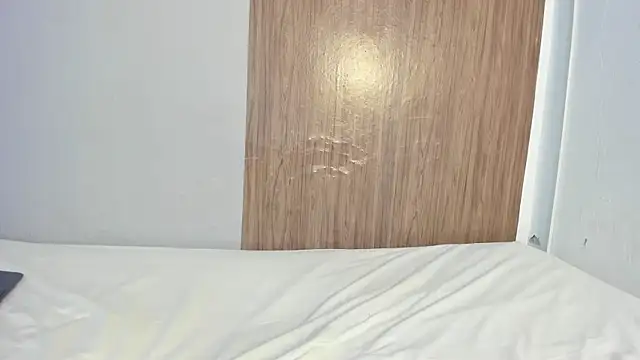 boy_hotparty live