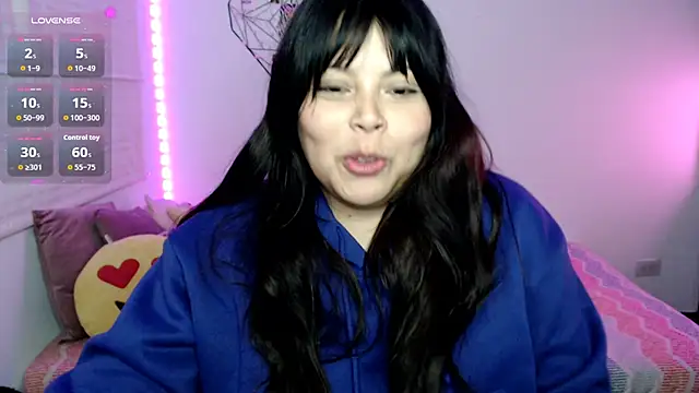 EllieMoonX live