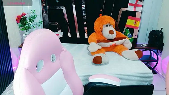 Megan_Rai live