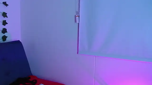 melanie_18_ live