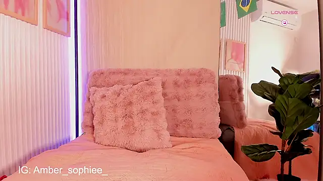 Amber_sophie live