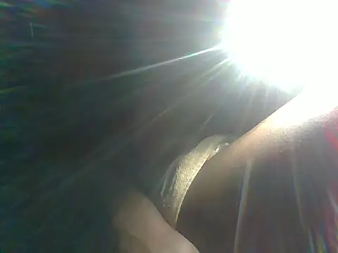 Queenshazz live