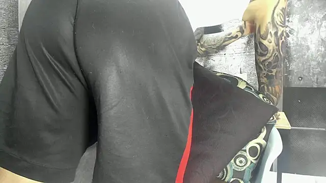 Gury_tattoo live