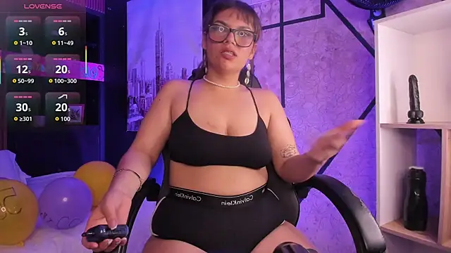 kittyBlossom_1 live