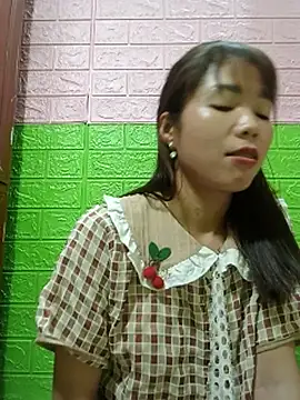 AmyLinee01 live