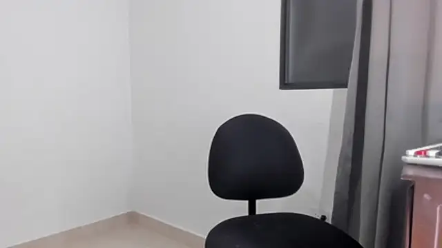 Emma_lean live