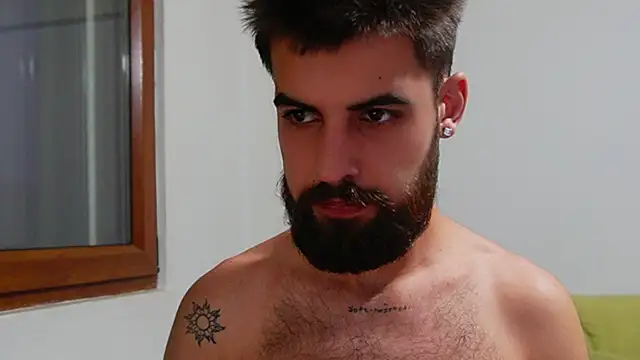 HairyRobxxx live