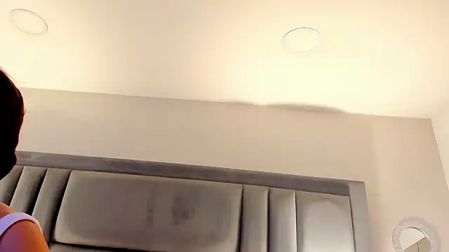 HollyOlson live