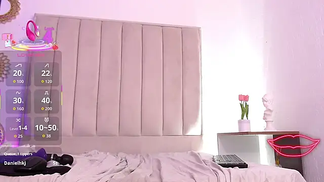 Diamond_rose_as live
