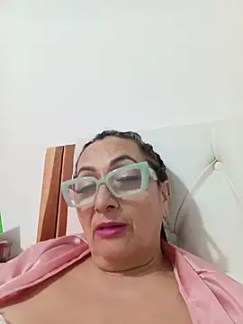 AlessandraLeroy live