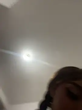 zaracollins01 live