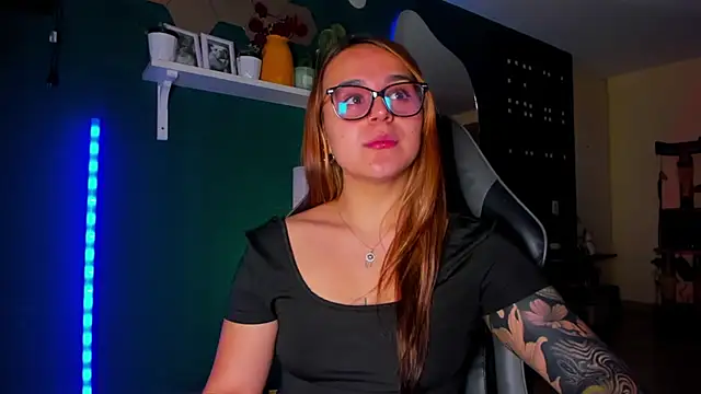 evy_orange1 live
