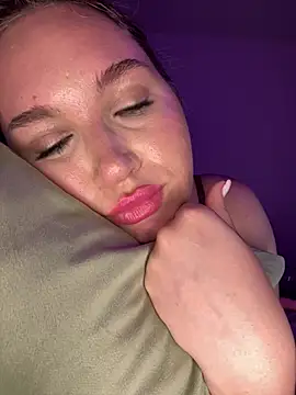 Ashleyy_Diamond live