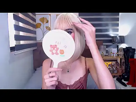 JuicyCockThea live