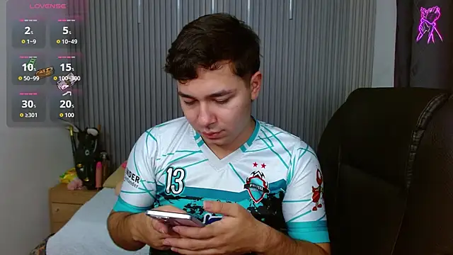 Julian_Smith21 live