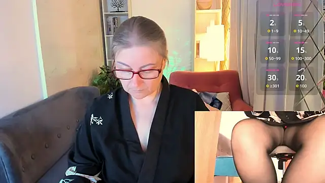 Alexandra_Kind live